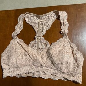 Express Lace Bralette in Soft Beige size Medium